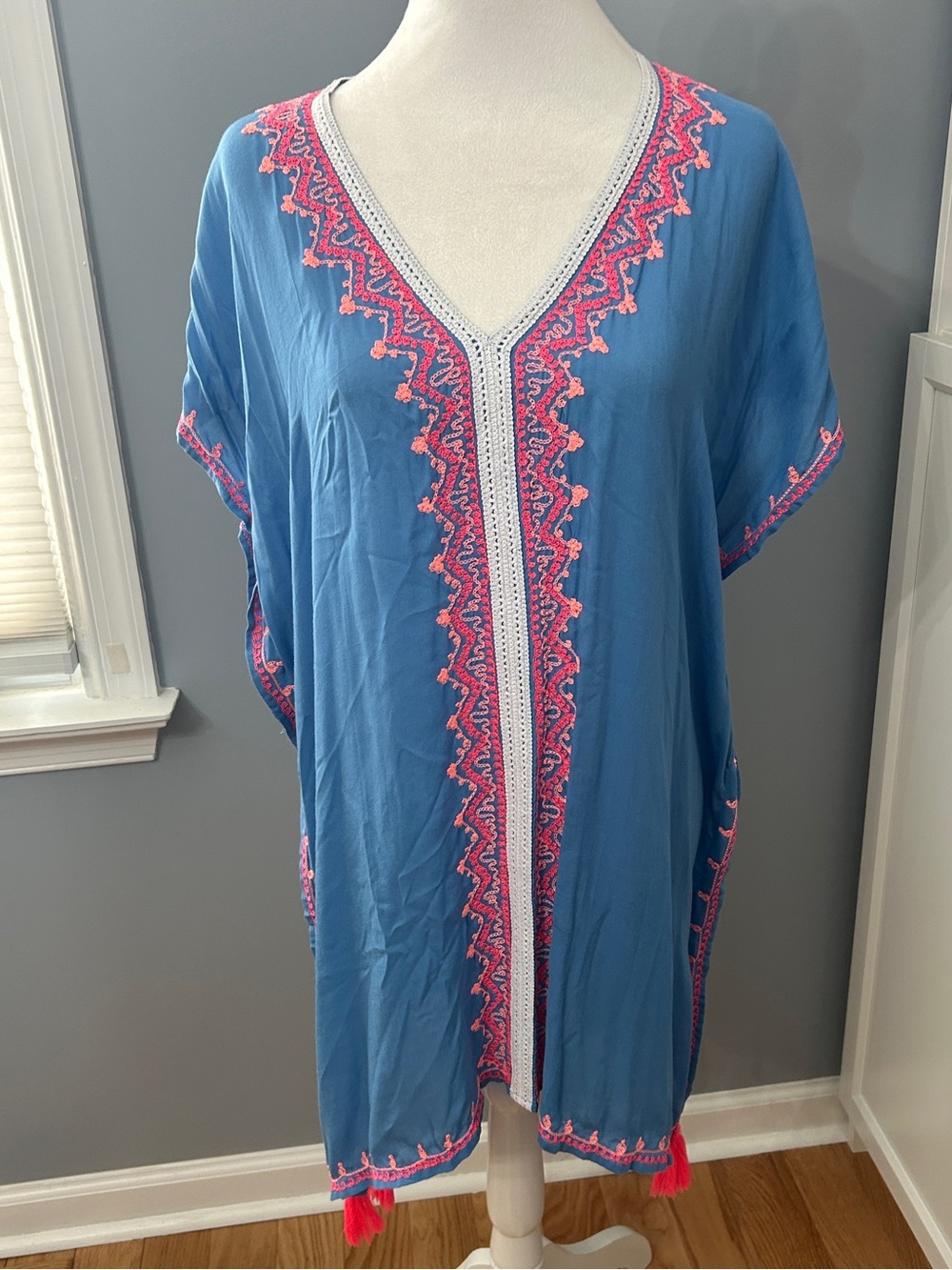 Claire Mercier St. Barths Women's M Blue Embroidered Tunic Cover Up Tassel Coral